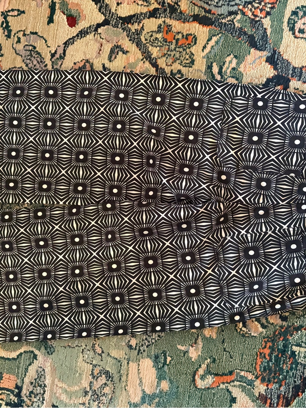 Anthropologie mauve black and white geometric pants wide leg - Picture 6 of 6